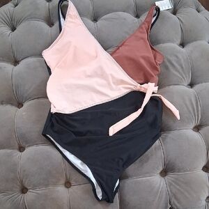 Colorblock Tie-Waist One-Piece Swimsuit - Pink/Black/Rust